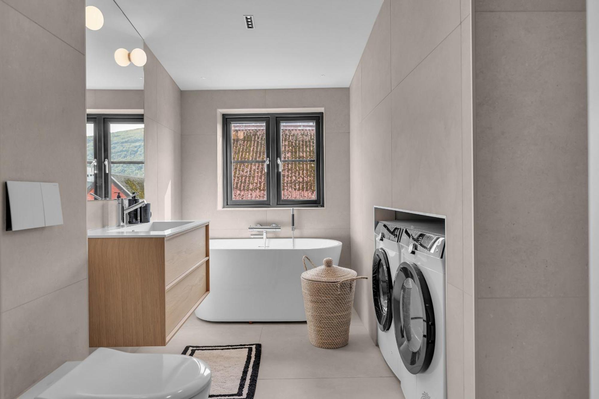 The Loft - Central Top Floor Apartment With 4 Bedrooms Тромсе Екстер'єр фото